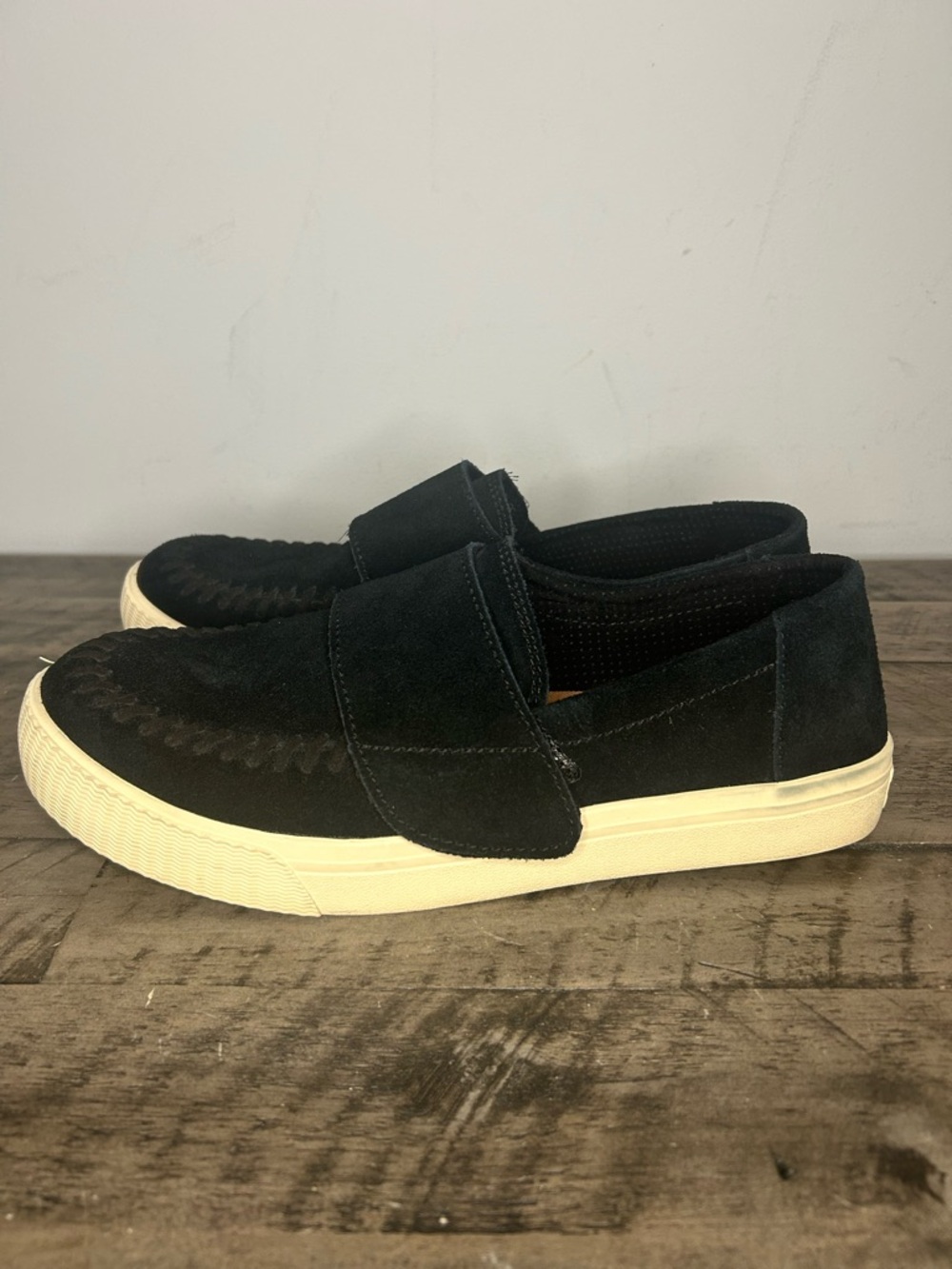 TOMS Altair Slip On Loafers with Velcro Strap - Picture 4 of 7